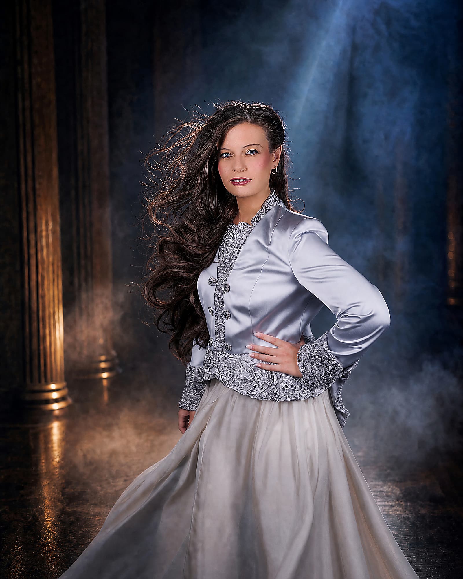 GLORIALLE in a silver stage portrait